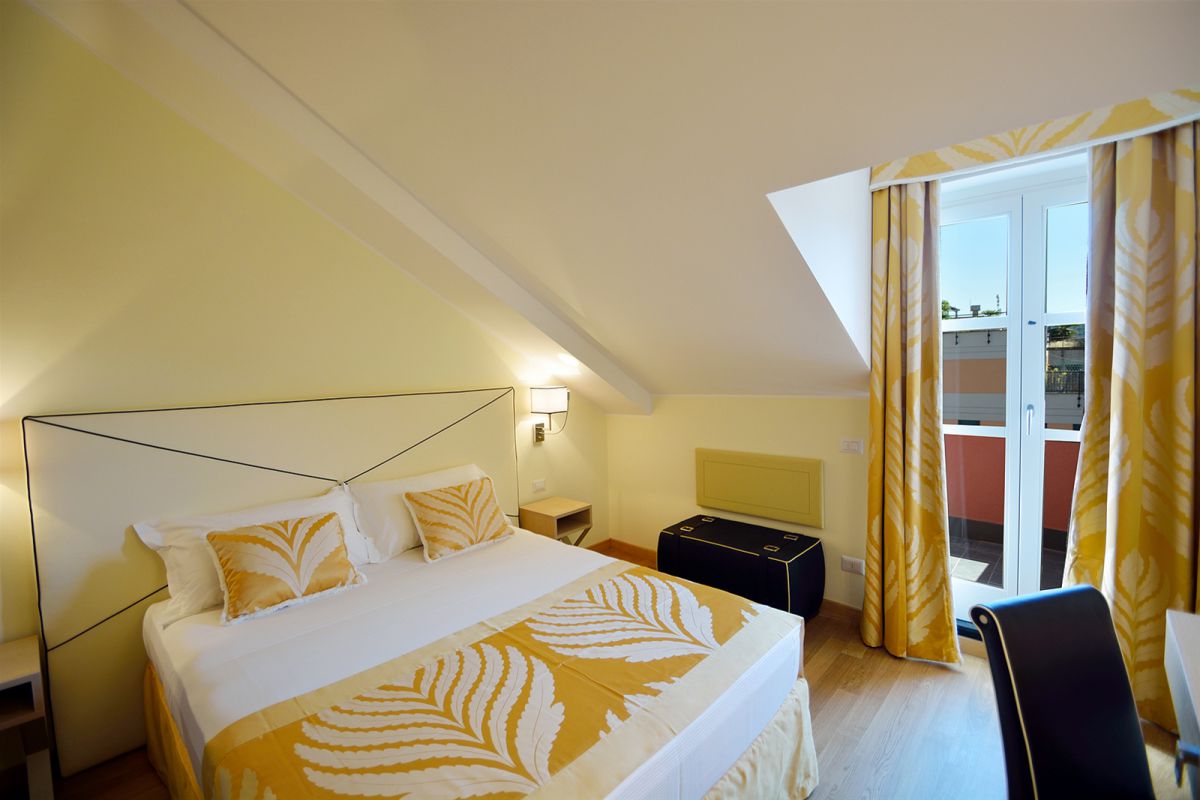 Hotel-Cospe-Costruzioni-Edificio-Porto-Venere