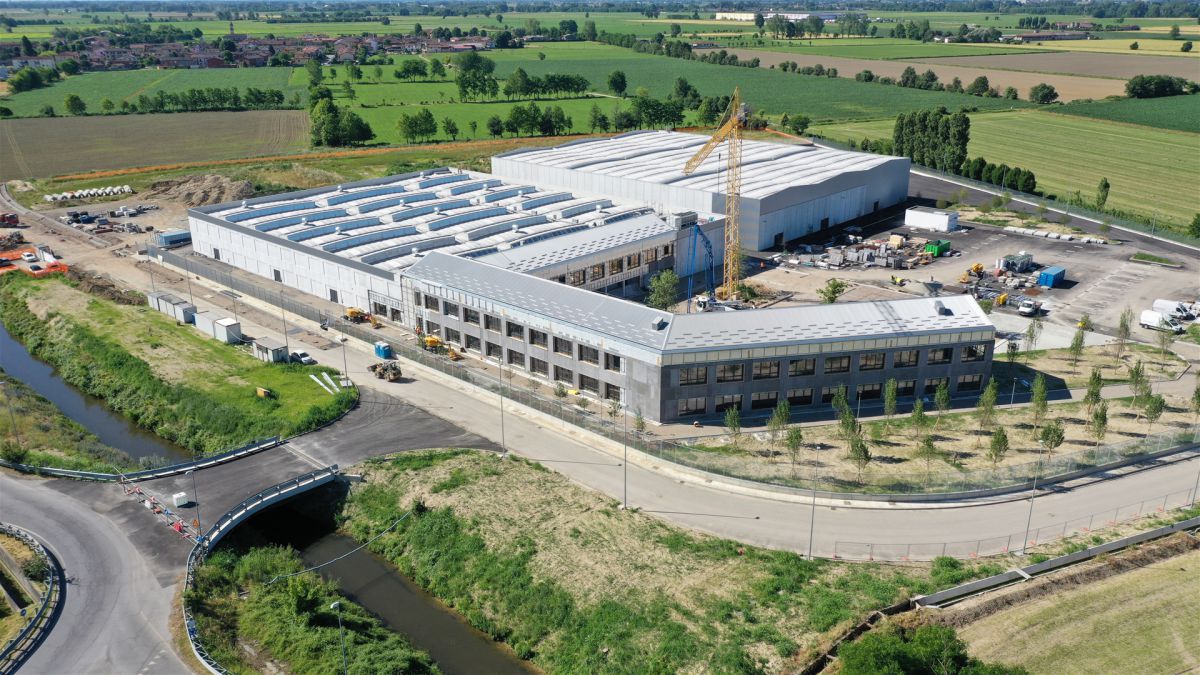 Ugolini-Headquarters-Cospe-Costruzioni-Magazzino-Uffici