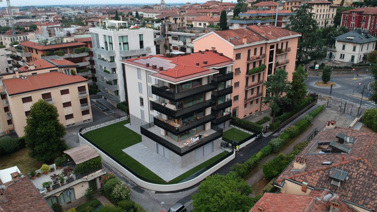 V.EMANUELE